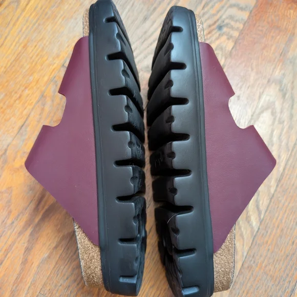 Birkenstock Burgundy Sandals - Picture 2 of 4